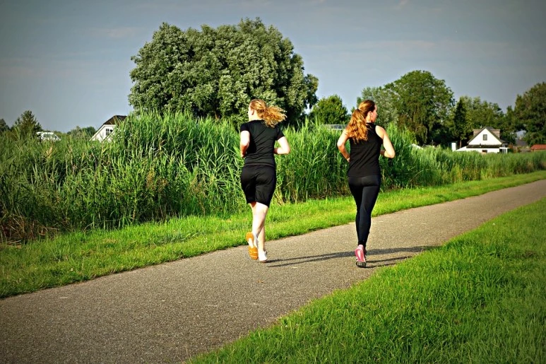 jogging-1509003_960_720.jpg?type=w773