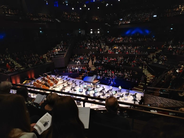 9_56bUd018svcb8xq13ay2utq_9qk9wg.jpg?type=w773