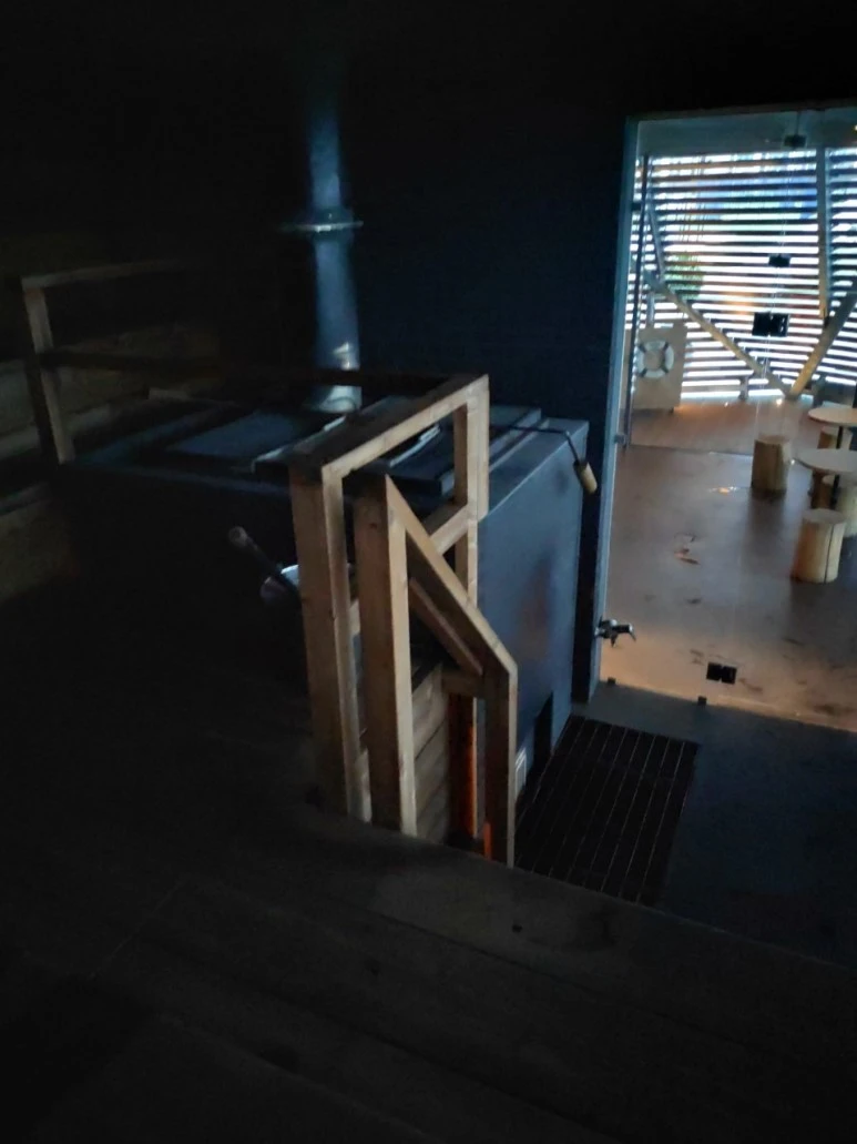 BandPhoto_2018_12_13_20_09_12.jpg?type=w773