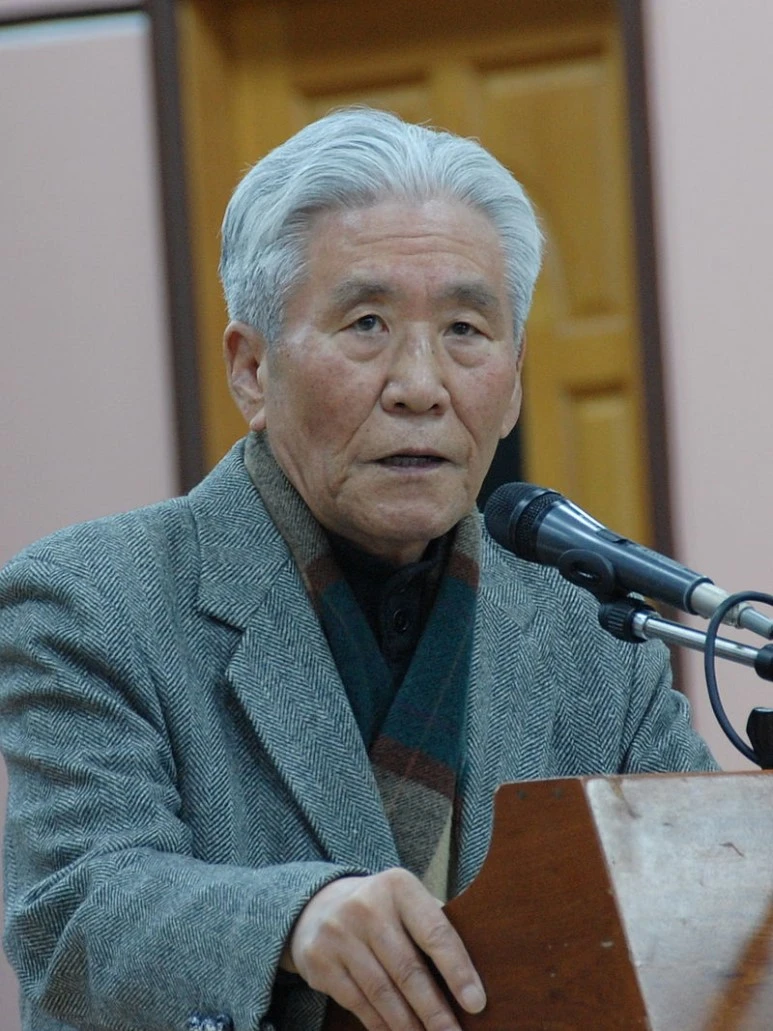 800px-Riyeonghee.jpg?type=w773