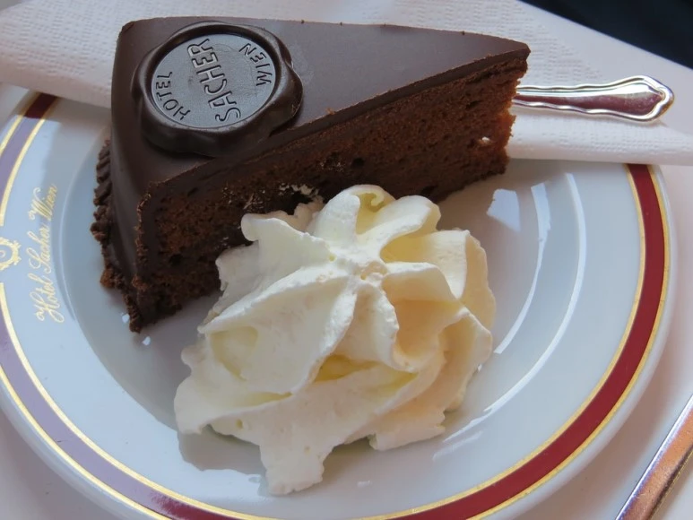 sacher-cake-1280575_960_720.jpg?type=w773