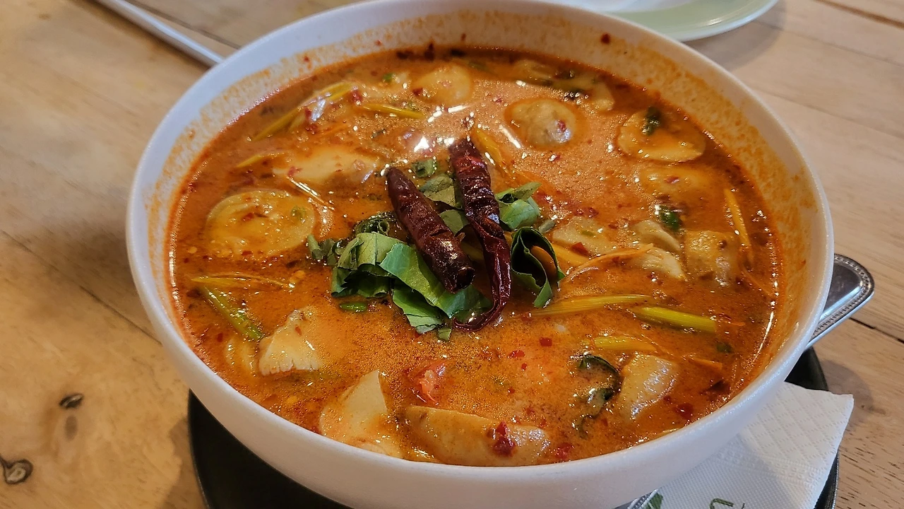 img.jpg?credential=yqXZFxpELC7KVnFOS48ylbz2pIh7yKj8&expires=1764514799&allow_ip=&allow_referer=&signature=rlCZ5hzXnN%2FwmTZd6UQp%2F4YbRgc%3D