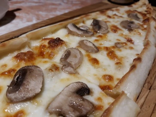 8_18dUd018svc16euq7su81biz_e4yr2x.jpg?type=w520