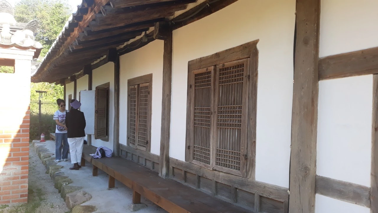 5_g64Ud018svc1f54kv73vjtdh_e4yr2x.jpg?type=e1920_std