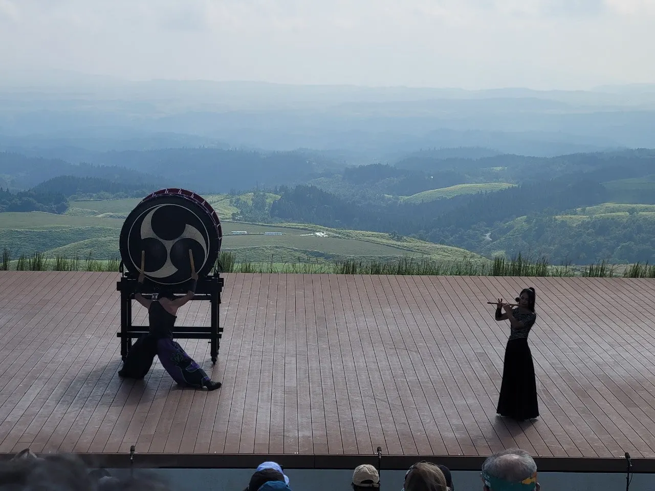 c_862Ud018svcy196clcsto0i_e4yr2x.jpg?type=e1920_std