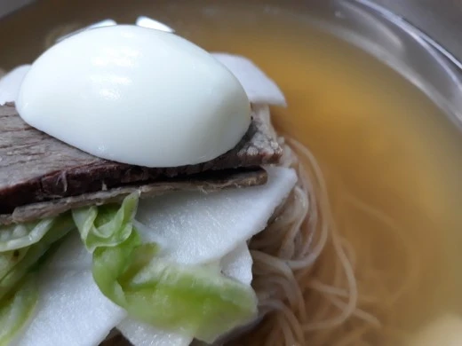 c_3i1Ud018svc906lzrcewtal_e4yr2x.jpg?type=w520