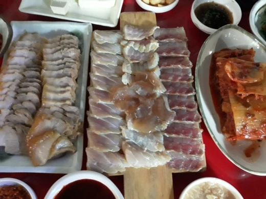 d_9f4Ud018svc71x3vsfxsp6l_e4yr2x.jpg?type=w520