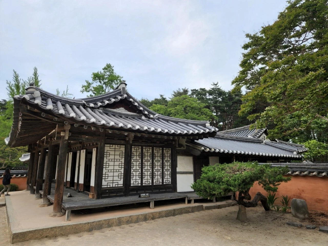 6_hdcUd018svcw1qx4m5yrrhl_e4yr2x.jpg?type=e1920_std