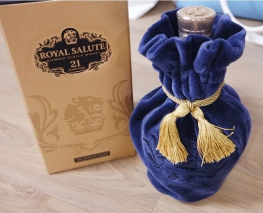 h_j70Ud018svc8ilik5xldhr4_e4yr2x.jpg?type=w520