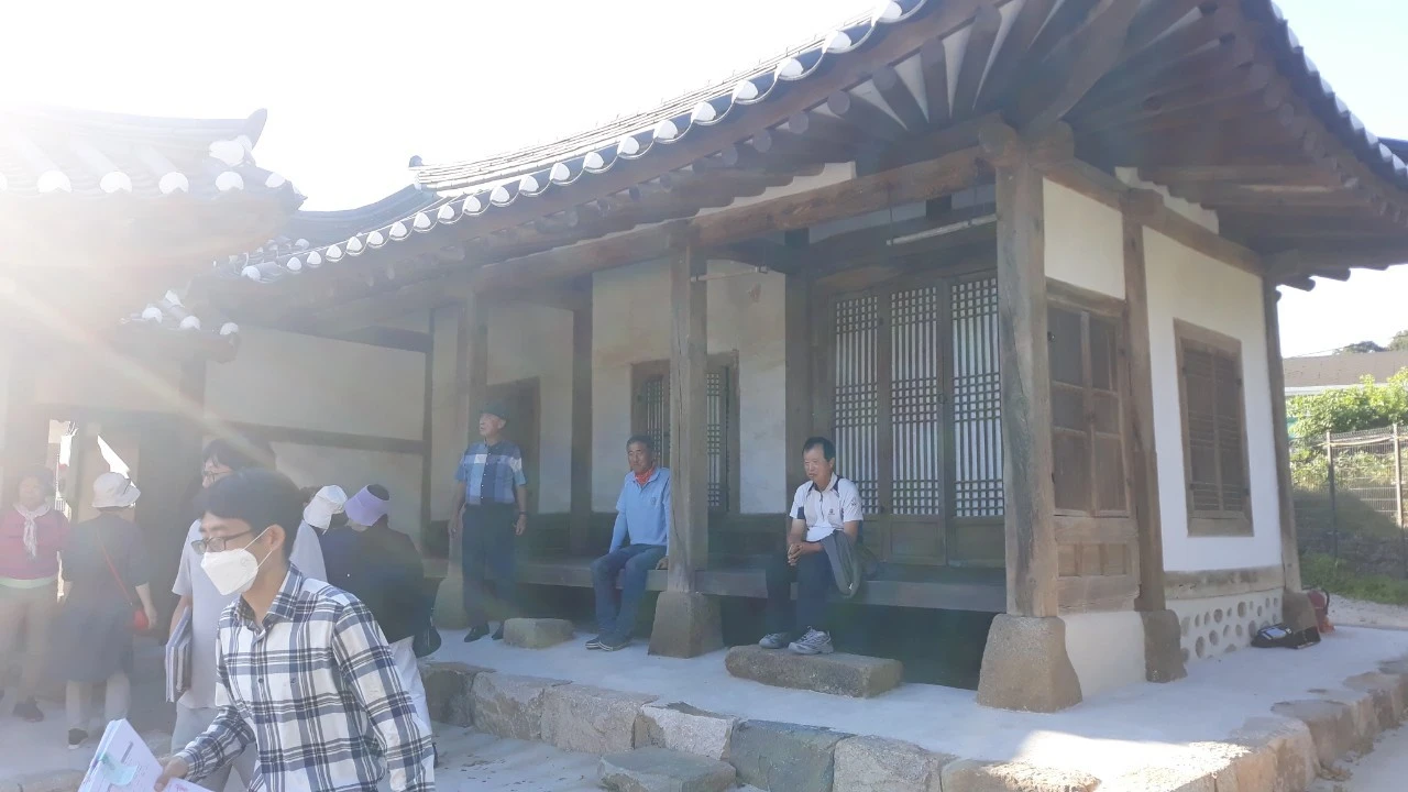 a_364Ud018svcp2zb3htk59k1_e4yr2x.jpg?type=e1920_std