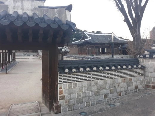 i_jjbUd018svc1121r5jax30fr_e4yr2x.jpg?type=w520