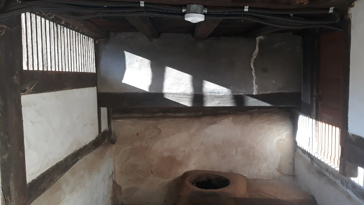 5_464Ud018svcasje84zbl9kc_e4yr2x.jpg?type=e1920_std