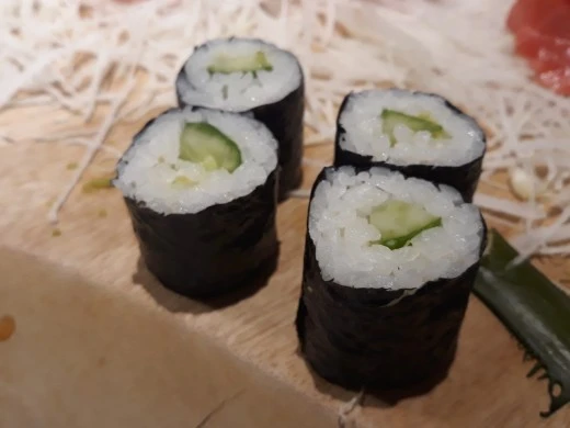 b_4hhUd018svc1qbzh4bvuvck6_e4yr2x.jpg?type=w520