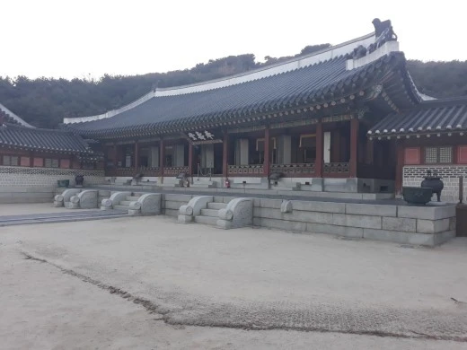 g_djaUd018svc176yvx1rnv8ab_e4yr2x.jpg?type=w520