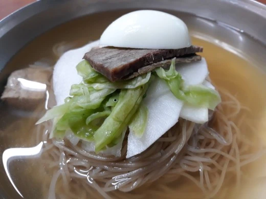 a_ai1Ud018svc174ot3eye4bki_e4yr2x.jpg?type=w520