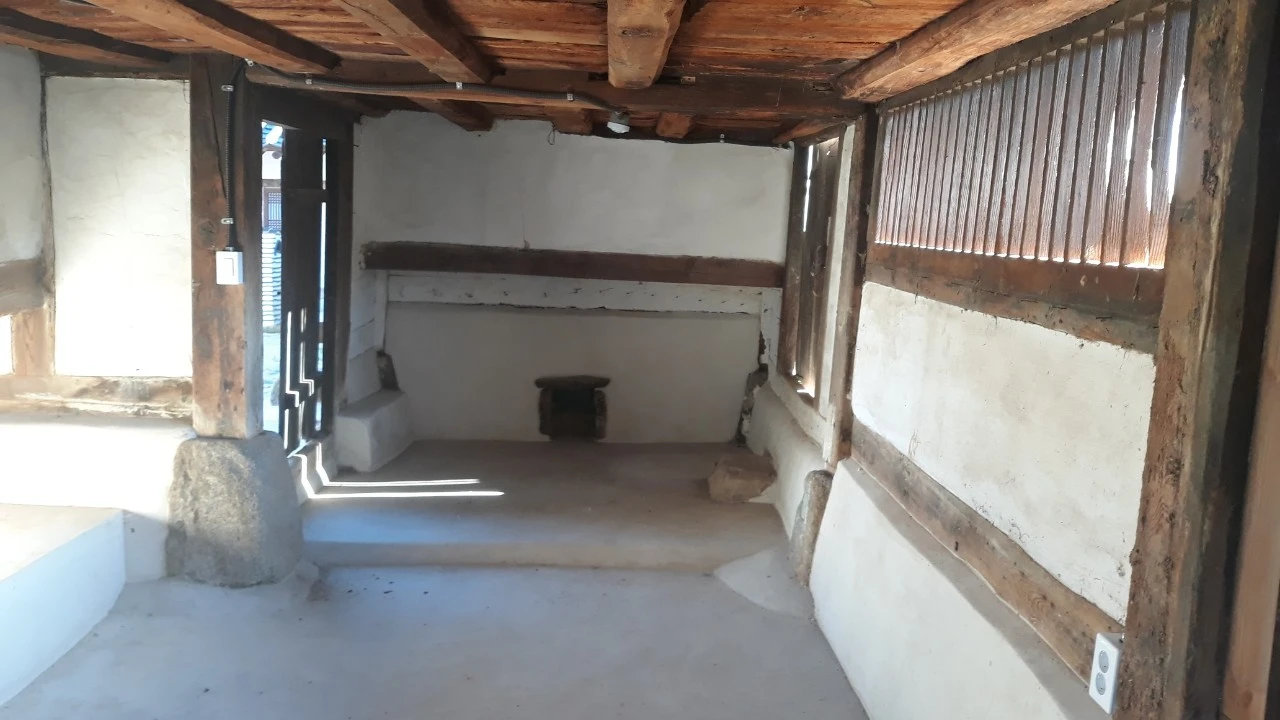 5_f64Ud018svc105ylnboxm1rx_e4yr2x.jpg?type=e1920_std