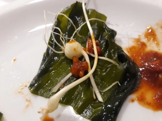 e_chhUd018svcpy0nq2z0j7hz_e4yr2x.jpg?type=w520