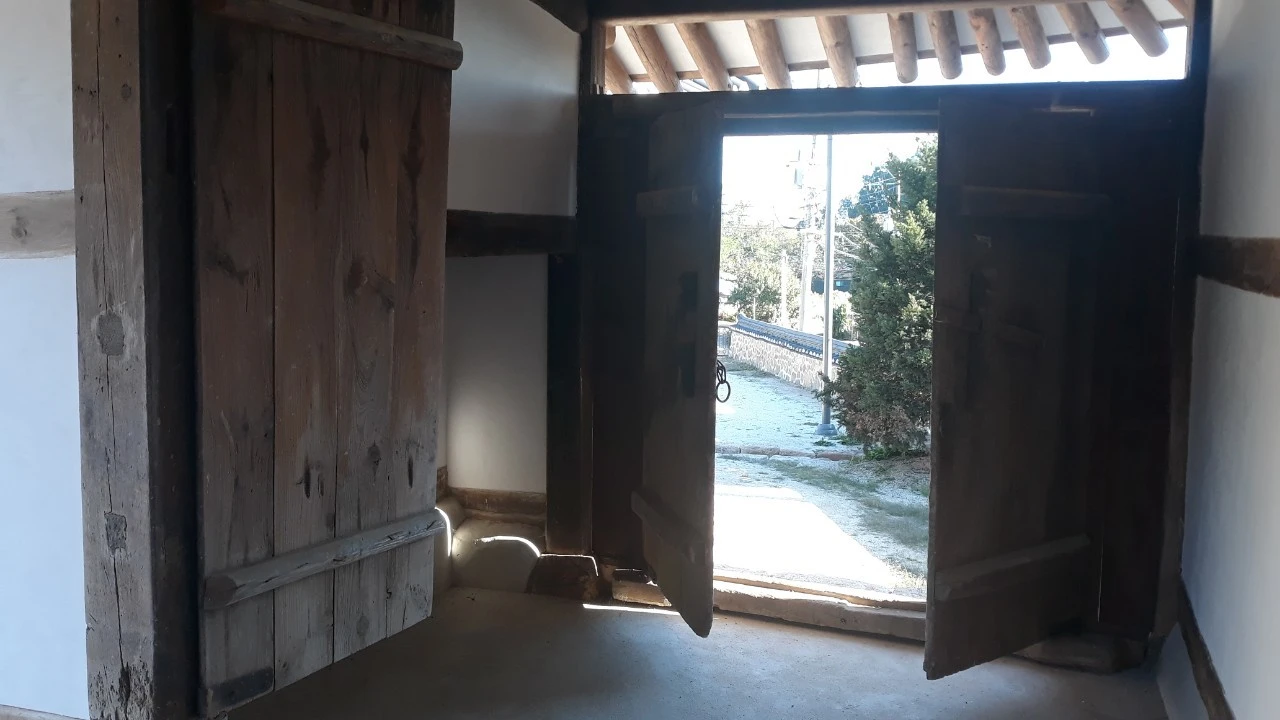 8_d64Ud018svcuajx8ejw0qsg_e4yr2x.jpg?type=e1920_std