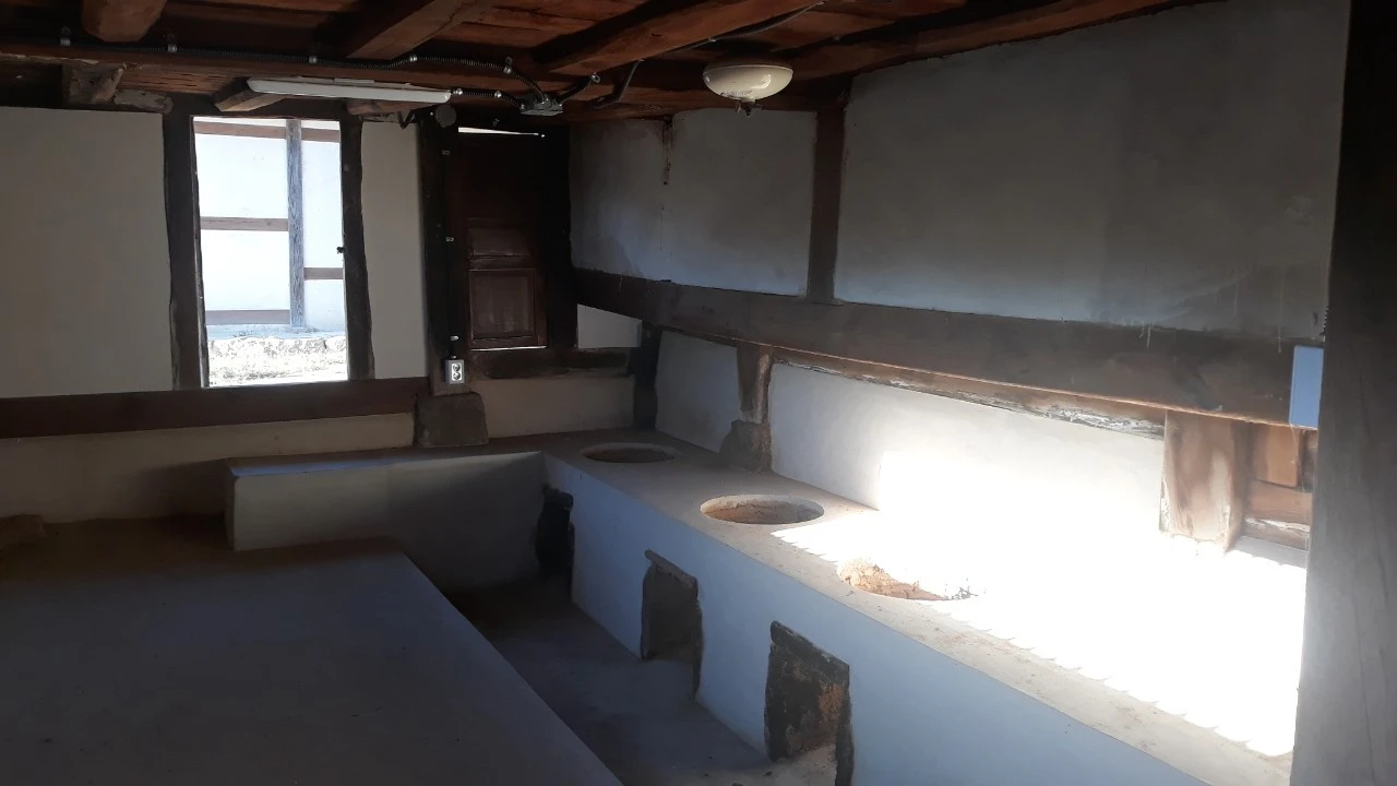 5_964Ud018svc86cu4qx51w8h_e4yr2x.jpg?type=e1920_std