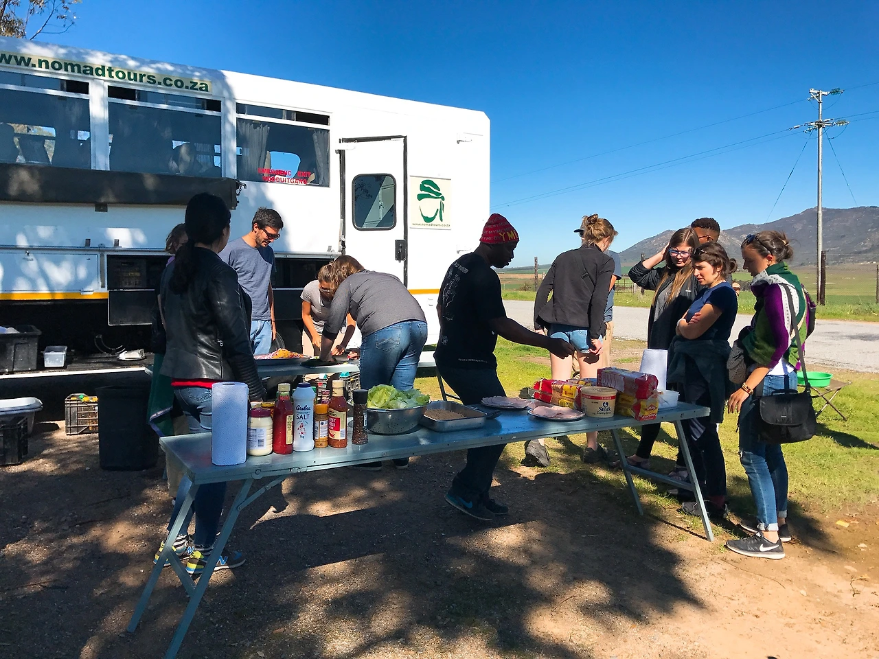 6.야외 점심준비.JPG