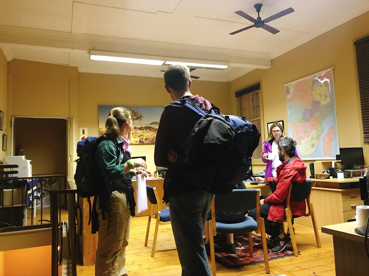 3.노메드 회사 내부.JPG