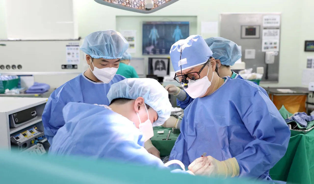 [사진]수술 이미지.JPG