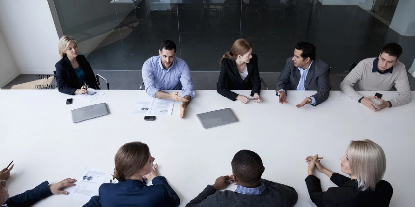 23A910335977F7B12C4447