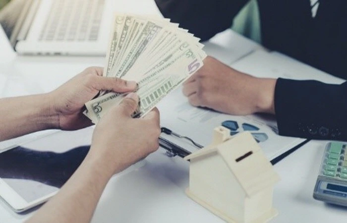 99E3A8435DB0FB35319F8E