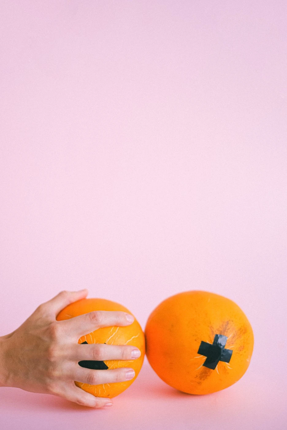 pexels-anna-shvets-5217997.jpg?type=w1