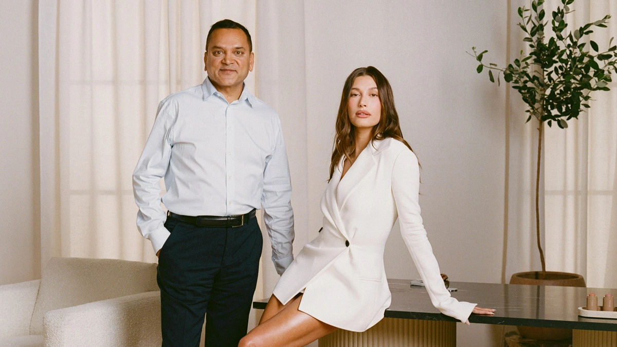 elf-acquires-rhode-hailey-bieber-2025.jpg?w=1200