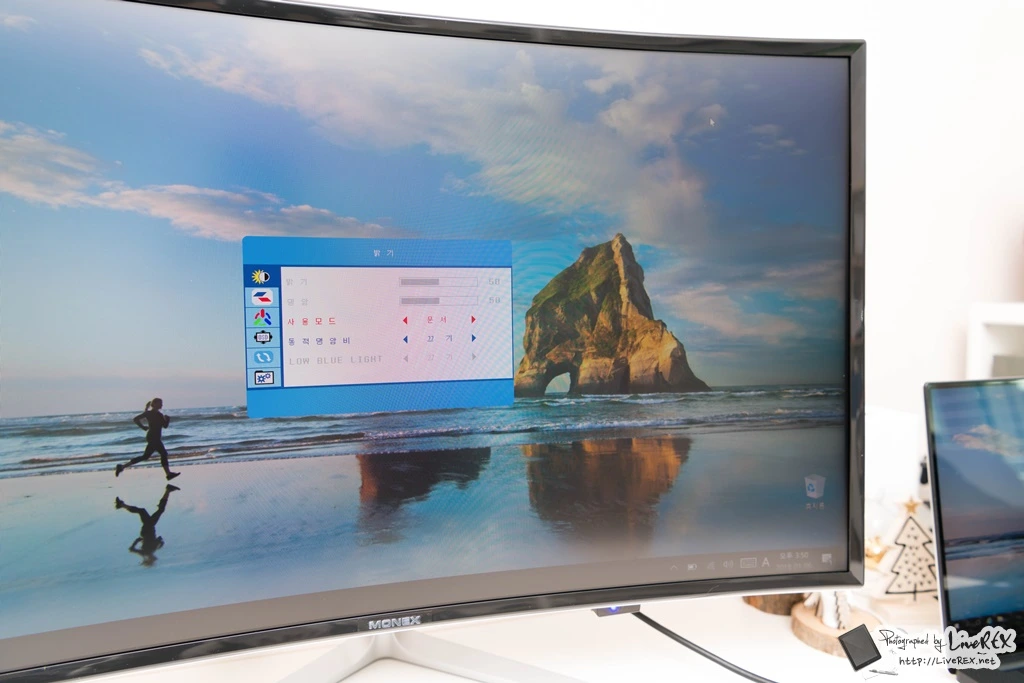 9946E93B5A50C4C1054879