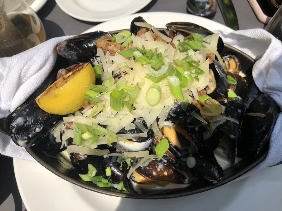 IMG_5553.jpg?type=w966