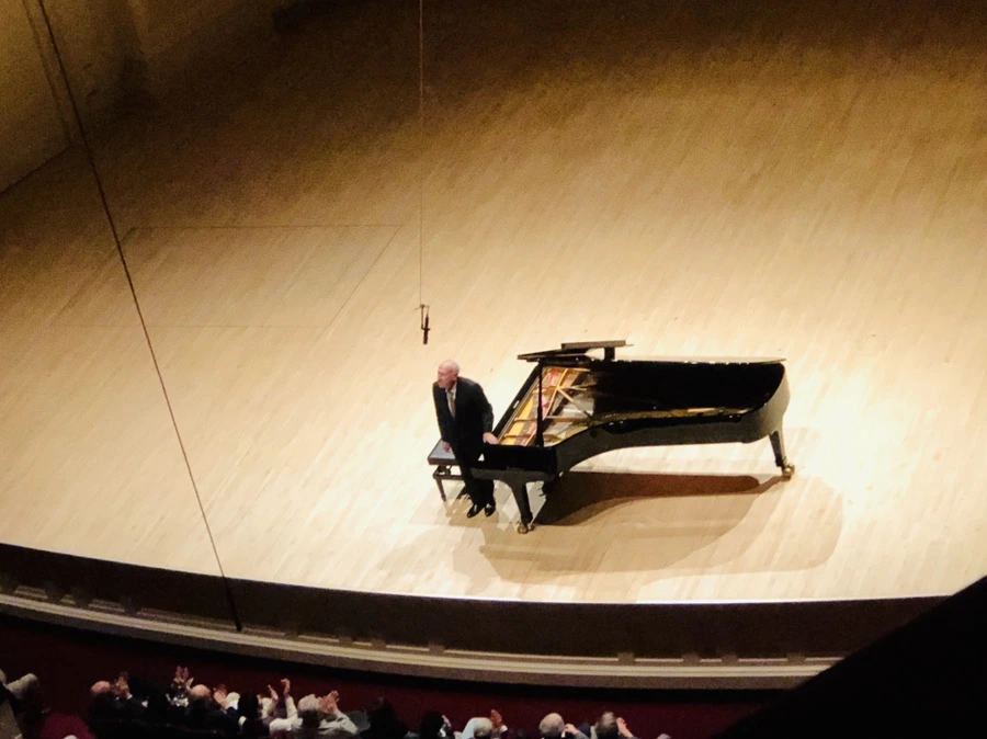 IMG_2553.jpg?type=w966