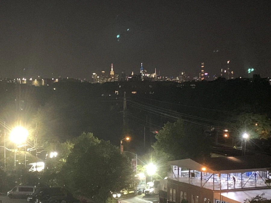 IMG_8696.jpg?type=w966