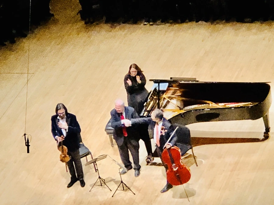 IMG_5953.jpg?type=w966