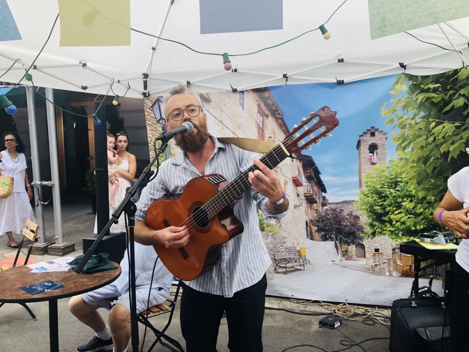 IMG_7449.jpg?type=w966