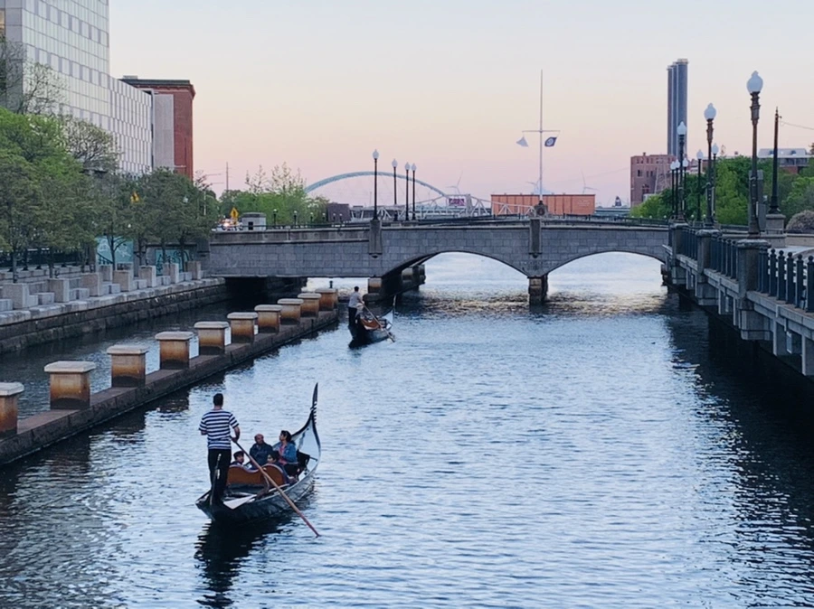 IMG_2525.jpg?type=w966