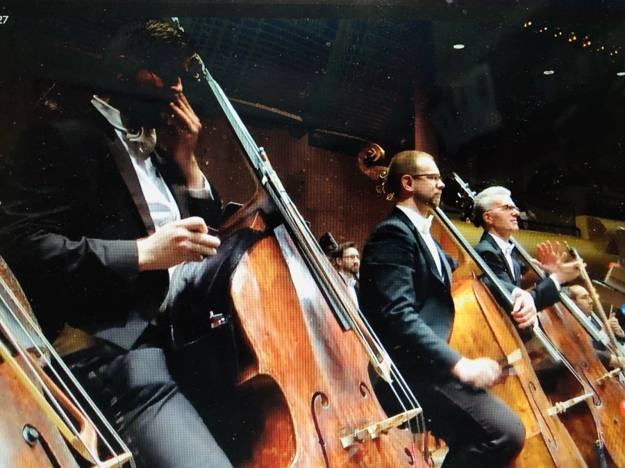 IMG_6925.jpg?type=w966