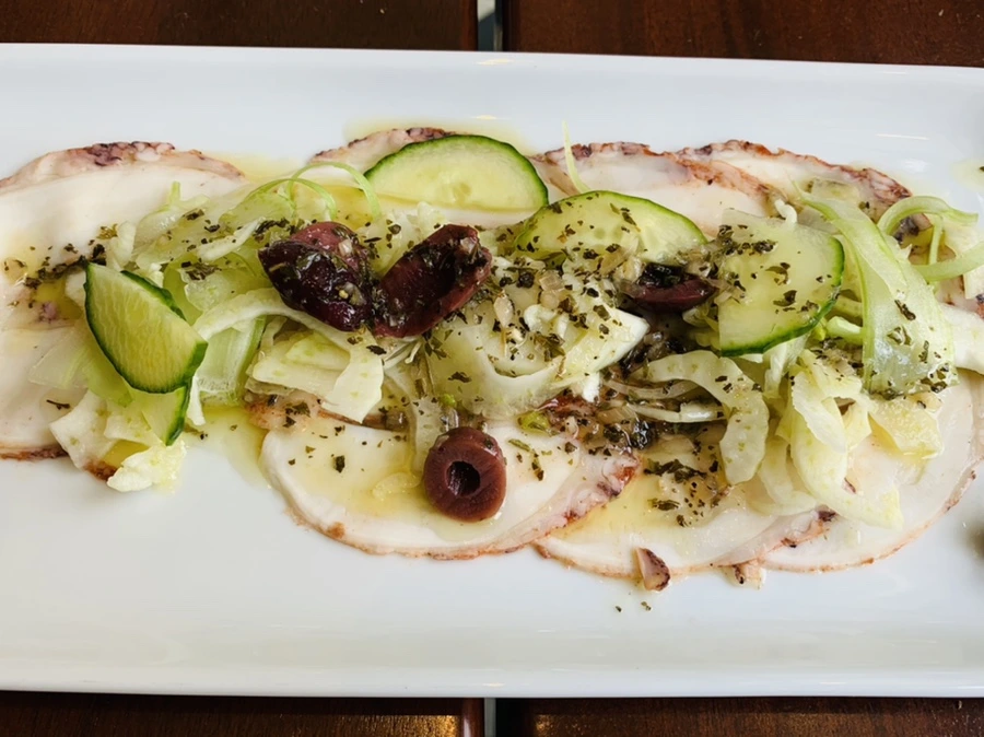 IMG_8577.jpg?type=w966