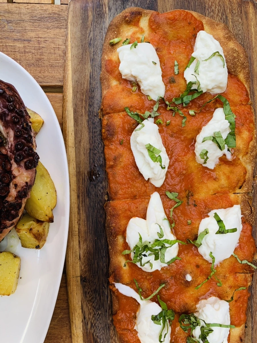 IMG_8885.jpg?type=w966