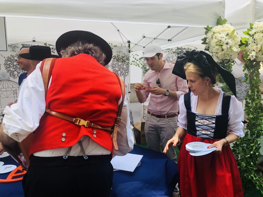 IMG_7424.jpg?type=w966