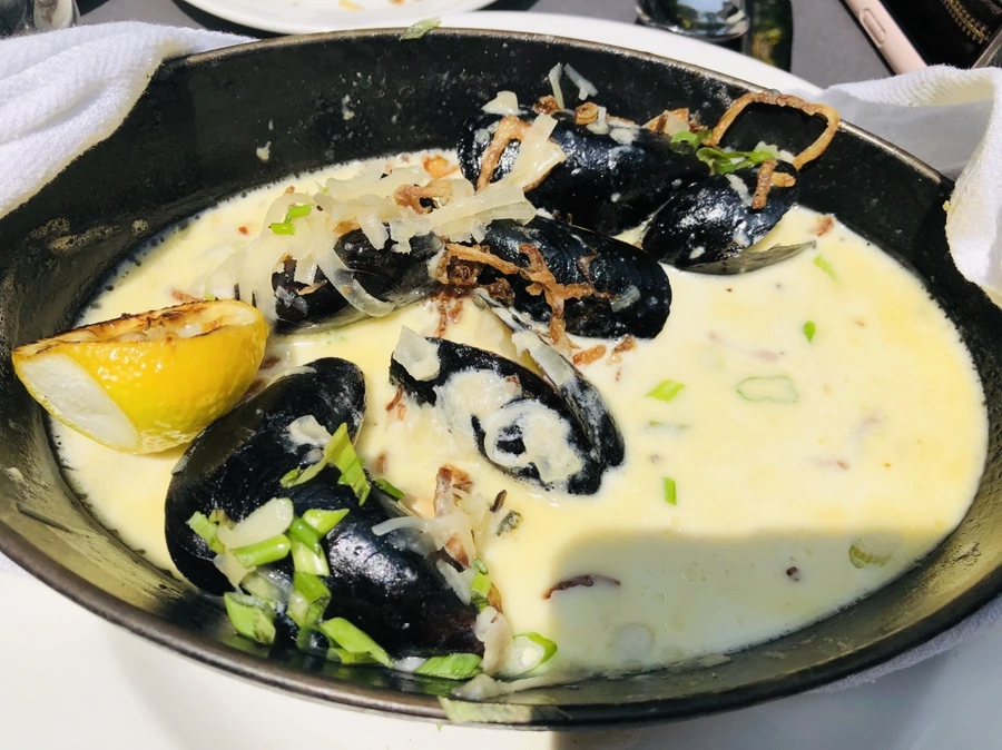 IMG_5556.jpg?type=w966