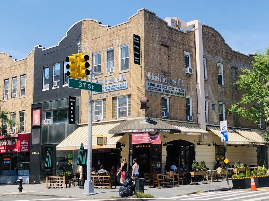 IMG_5569.jpg?type=w966