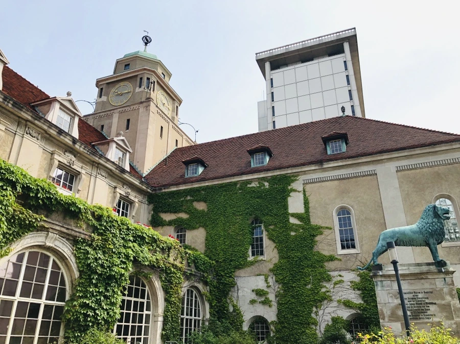 IMG_5448.jpg?type=w966