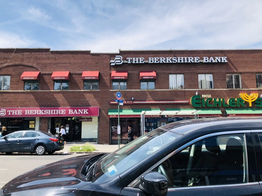 IMG_8517.jpg?type=w966