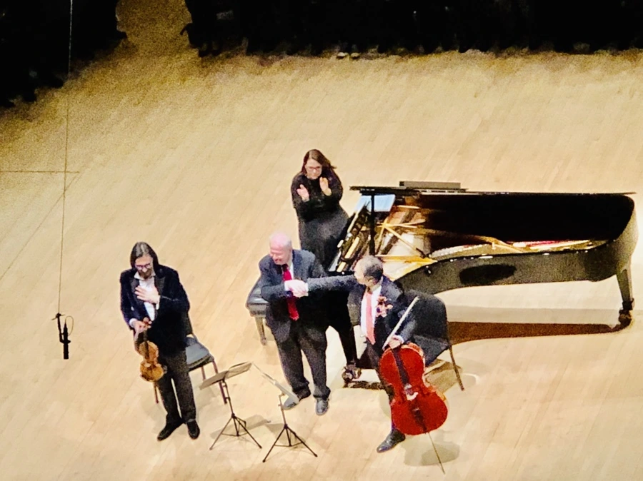 IMG_5953.jpg?type=w966