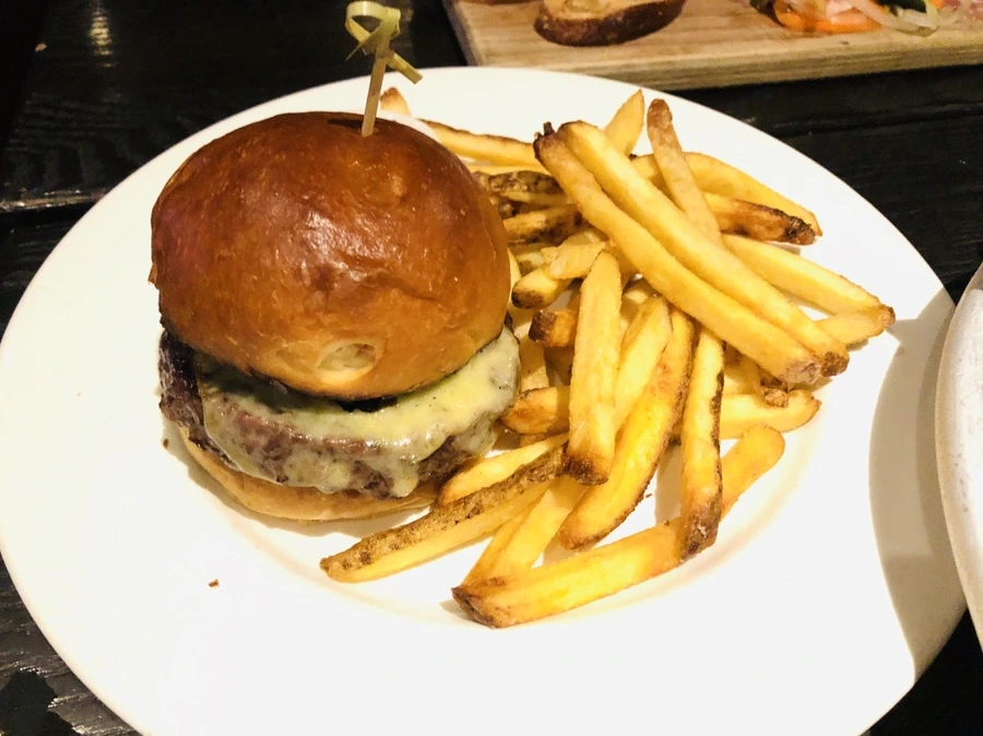 IMG_1024.jpg?type=w966