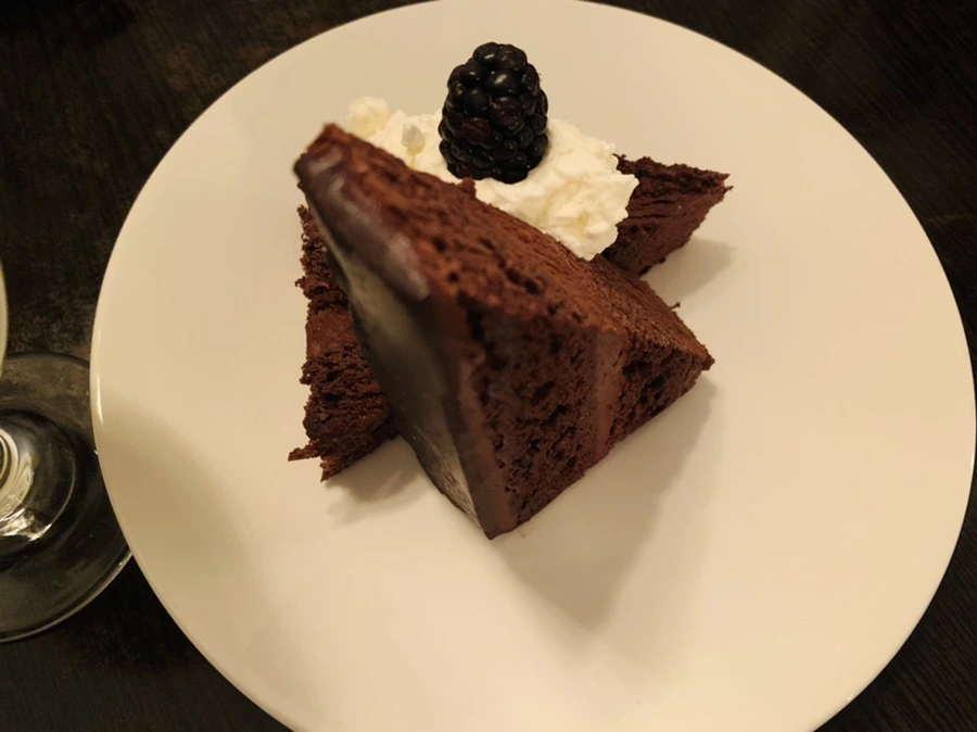 IMG_6913.jpg?type=w966