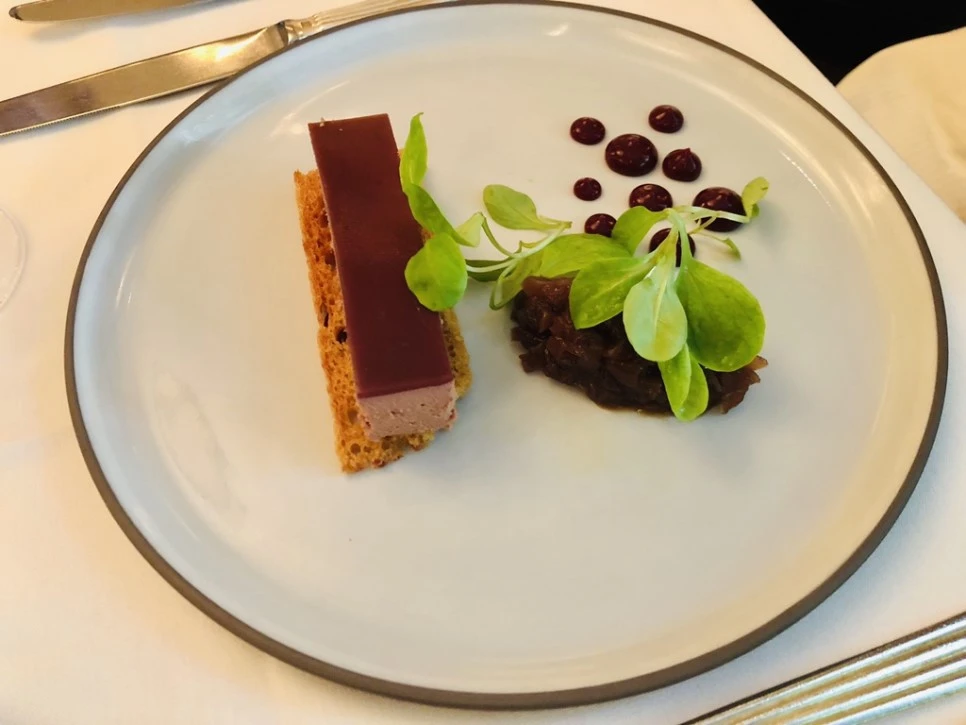 IMG_7690.jpg?type=w966