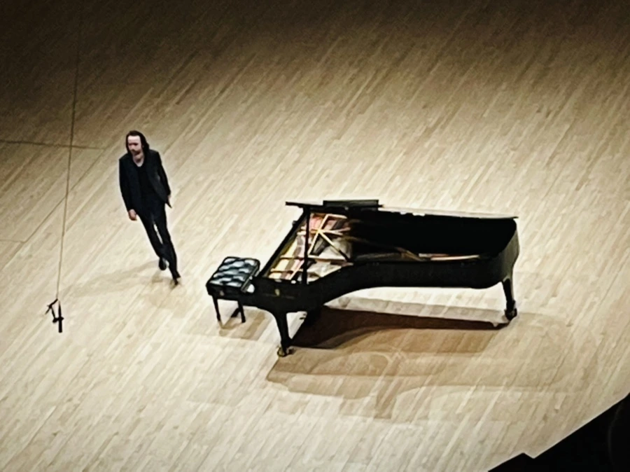 IMG_3824.jpg?type=w966